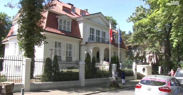 22 tysiące Polaków zagłosuje w niedzielę w wyborach parlamentarnych w Niemczech. Przygotowano dla nich 17 obwodowych komisji wyborczych. Najwięcej osób pójdzie do urn w Monachium, Berlinie, Kolonii i Hamburgu.