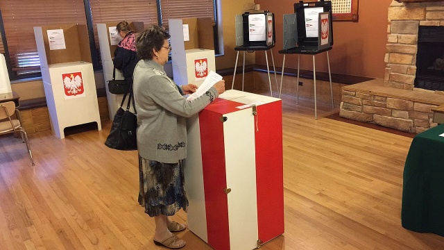 W Polsce trwa cisza wyborcza, a już w sobotę głosować będą nasi rodacy za oceanem. W Stanach Zjednoczonych ze względu na różnicę czasową Polonusi do urn idą już w sobotę.