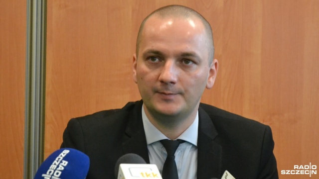 Grzegorz Sosna przez najbliższe dwa miesiące będzie kierował Regionalnym Szpitalem w Kołobrzegu. Na stanowisku zastąpił Jerzego Piwowarczyka, który podał się do dymisji.