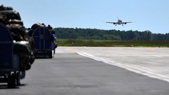 3,5 tysiąca podpisów pod petycją o stworzenie połączenia lotniczego Goleniów-Sztokholm. Pracownicy podszczecińskiego portu zakończyli przyjmowanie pism z apelem.