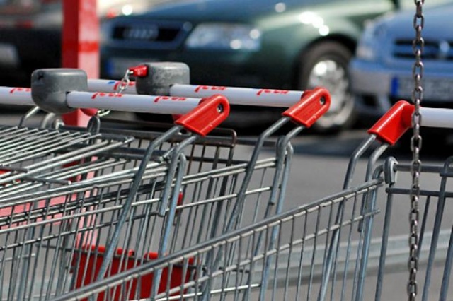 Dwuprocentowy podatek ma dać 3,5 miliarda - Prawo i Sprawiedliwość przedstawia podatek od marketów.