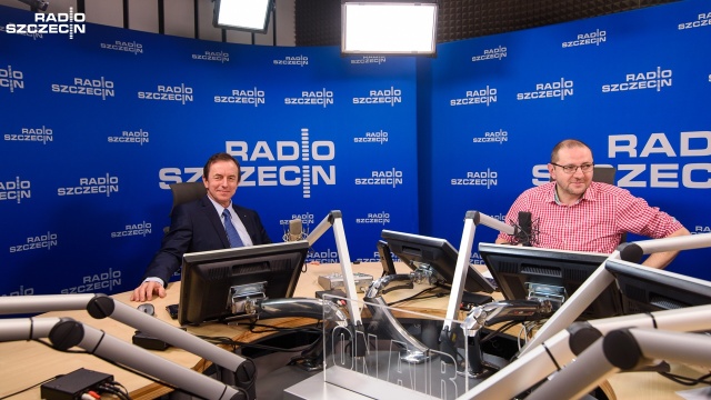 Albo Platforma Obywatelska się zjednoczy, albo się rozpadnie - mówi w Rozmowach pod krawatem nowy senator PO ze Szczecina. W ten sposób Tomasz Grodzki odniósł się do zbliżających się wyborów na lidera ugrupowania.