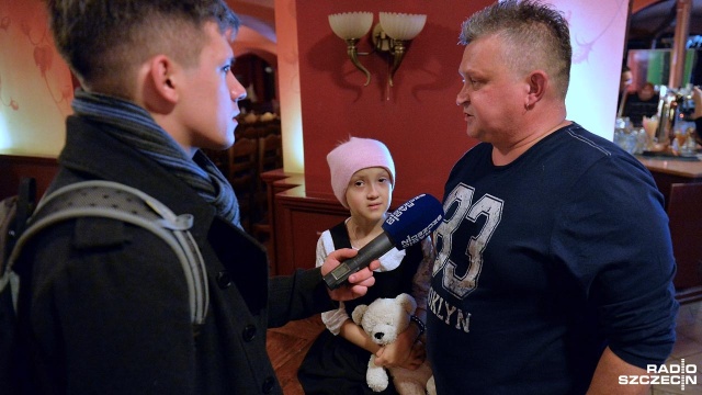 Charytatywna impreza w szczecińskim Browarze Polskim. Komicy i muzycy zbierają na pomoc zmagającej się z nowotworem 8-letniej Julii Fijałkowskiej z Pyrzyc.
