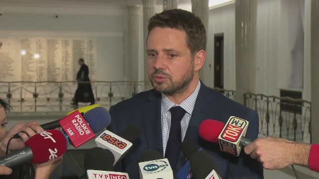 Premier Czech Bohuslav Sobotka będzie prezentować stanowisko polskiego rządu w sprawie uchodźców podczas nieformalnego szczytu Unii Europejskiej na Malcie. Polityk poinformował o tym na Twitterze.