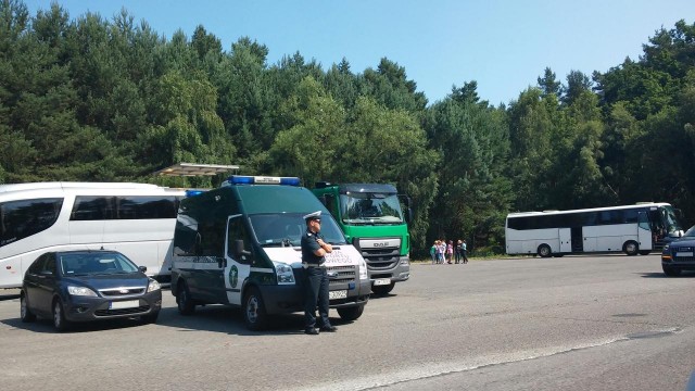 Likwidacja Inspekcji Transportu Drogowego i wcielenie inspektorów w szeregi policji niesie ze sobą potencjalne korzyści, ale pozostaje wiele niewiadomych - mówili eksperci w programie Radio Szczecin na Wieczór.