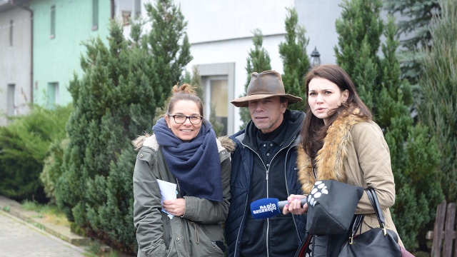 Pomoże odśnieżyć, załatwi zimowe buty dla syna sąsiada, przygarnie bezpańskiego psa. Tak niedowidzący pan Jacek Nowakowski na co dzień pomaga mieszkańcom Kościna pod Szczecinem.