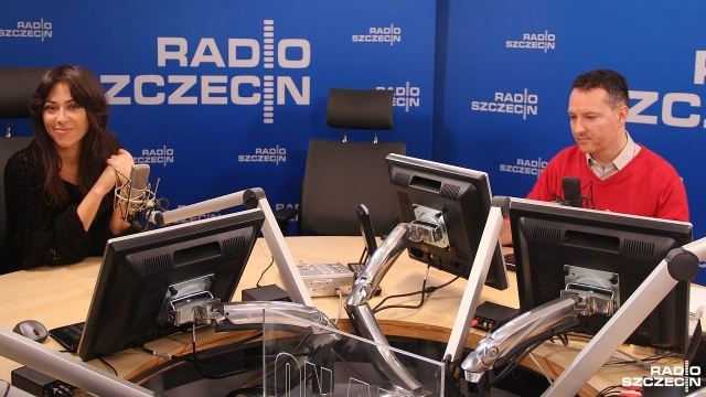 Piosenki Michaela Jacksona nie mogą być wykonane lepiej niż przez samego króla popu - mówiła na antenie Radia Szczecin wokalistka Natalia Kukulska.
