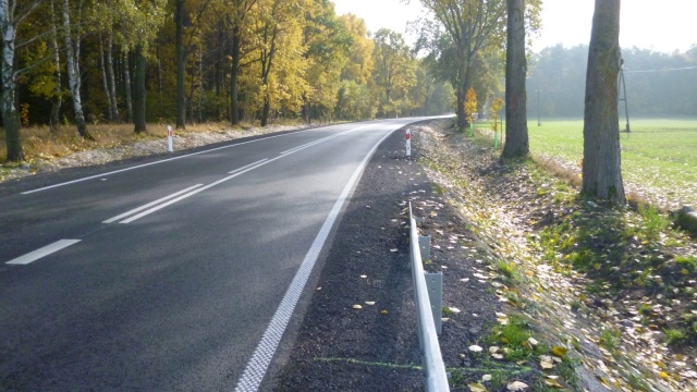 Podróżujący drogą 163 między Wałczem a Czaplinkiem mogą już odetchnąć. Skończył się właśnie największy w tym roku remont i przebudowa trasy podległej Zachodniopomorskiemu Zarządowi Dróg Wojewódzkich w Koszalinie. To trasa szczególnie obciążona ruchem w sezonie letnich podróży nad morze.