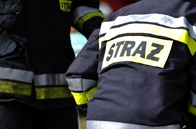 Jedna osoba została poszkodowana po wybuchu piecyka w jednym z mieszkań w bloku w Czaplinku. Do zdarzenia doszło w piątek wieczorem.