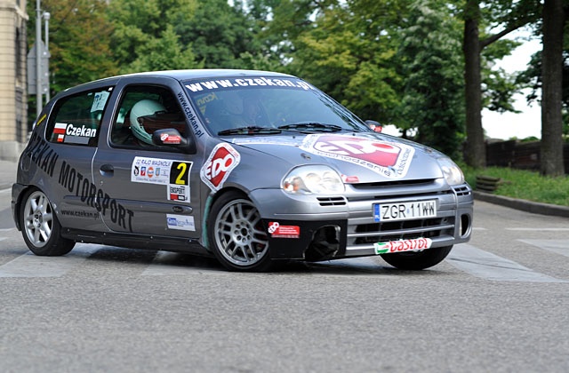 Fundacja Baja Poland i Stowarzyszenie Auto Klub Szczecin organizują Konkursową Jazdę Samochodową - Bezpiecznie Jeździć.