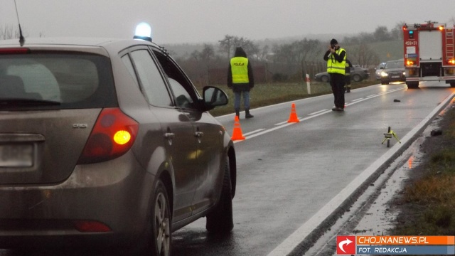 Śmiertelny wypadek na drodze nr 31 między Chojną a Godkowem. W piątek przed godz. 7 samochód osobowy potrącił tam pieszego.