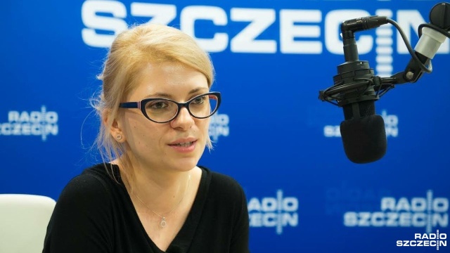To historia jak z komedii romantycznej. Pani Kamila ze Stargardu szuka wysokiego, około 30-letniego szatyna, który 5 grudnia jechał pociągiem TLK Gałczyński, w wagonie jedenastym. Tajemniczy nieznajomy siedział naprzeciwko niej, na miejscu nr 84.