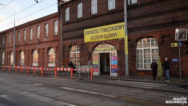 Kolejarze przygotowani na zbliżające się święta. Na tory wyruszy 40 dodatkowych pociągów m.in. na trasach ze Świnoujścia i Szczecina do Zakopanego.