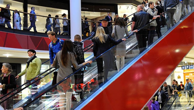 Godzina lub dwie tyle pozostało na przedświąteczne zakupy. Do 15 pracują Galaxy i Kaskada w centrum miasta oraz Outlet Park na Prawobrzeżu.