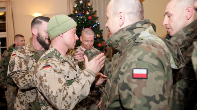 Kilkunastu wojskowych spędza te święta daleko od domu. Żołnierze z Polskiego Kontyngentu Wojskowego są na misji w Bośni i Hercegowinie.
