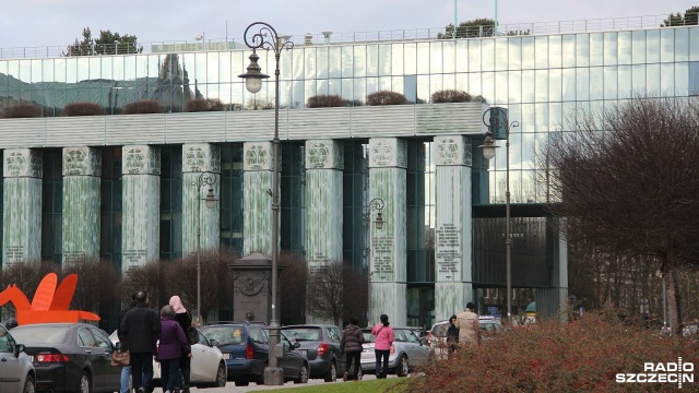 Przyjęta tuż przed Bożym Narodzeniem PiS-owska nowela jest sprzeczna z konstytucją - tak ustawę o Trybunale Konstytucyjnym ocenia prezes Sądu Najwyższego prof. Małgorzata Gersdorf.