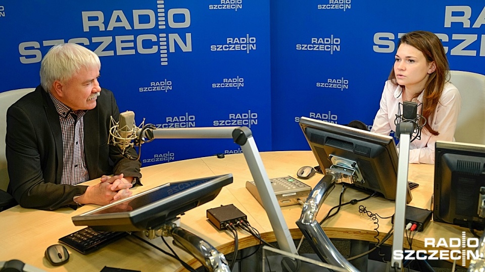 Konstanty Oświęcimski był gościem "Rozmów pod krawatem" w Radiu Szczecin. Fot. Jarosław Gaszyński [Radio Szczecin]