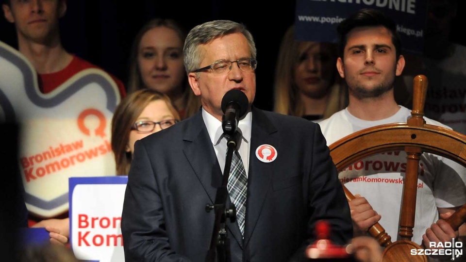 Stocznia Szczecińska upadła na skutek decyzji rządu Prawa i Sprawiedliwości. Tak mówił Bronisław Komorowski podczas wizyty w Szczecinie. Fot. Łukasz Szełemej [Radio Szczecin]