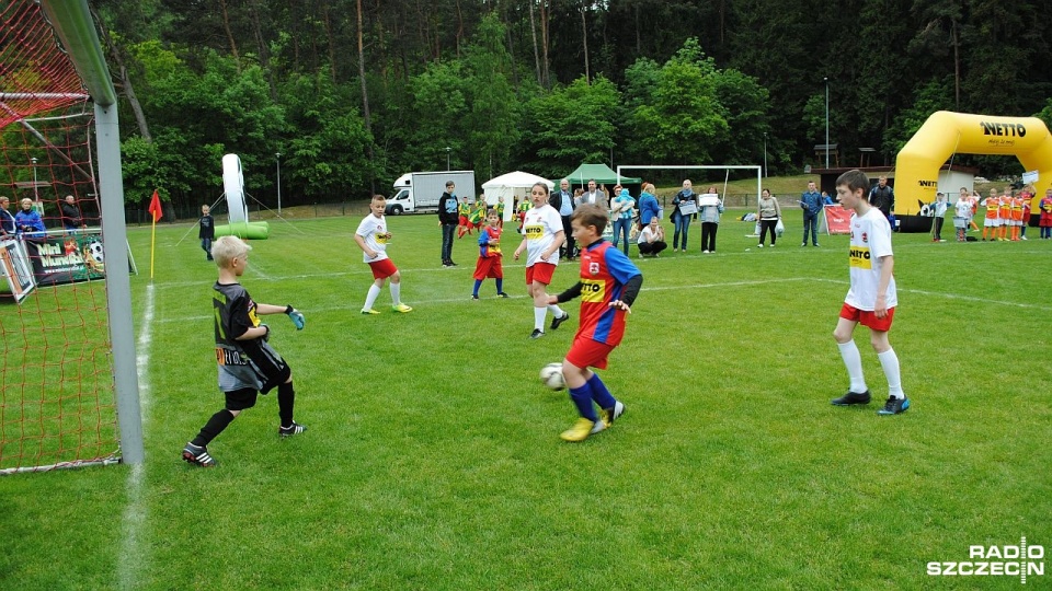 Ostatnie eliminacje do mini mundialu rozpoczęły się w Kaliszu Pomorskim. Fot. Piotr Sikora [Radio Szczecin]