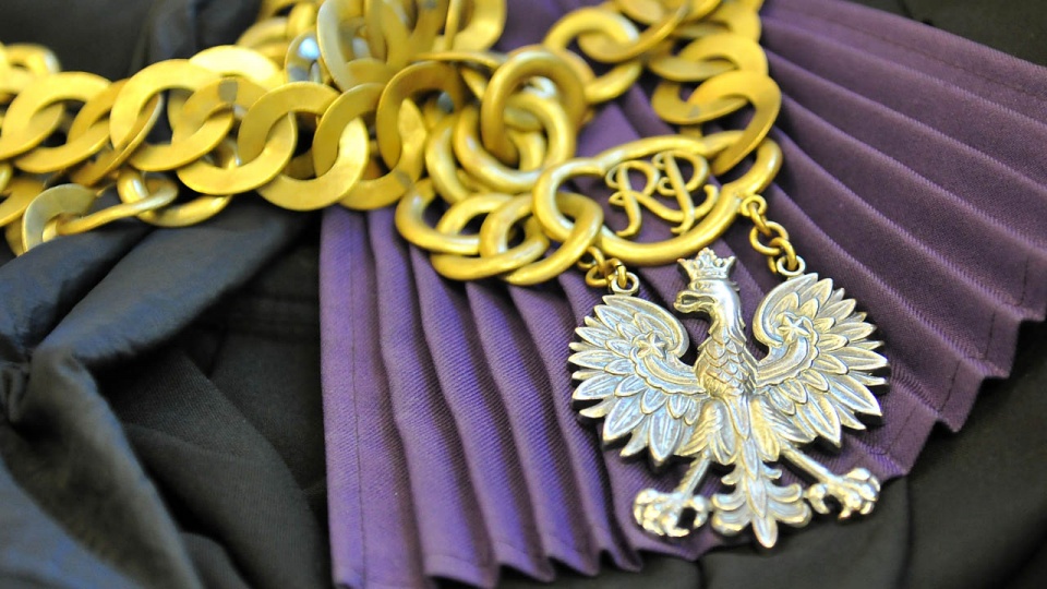 Akt oskarżenia w sprawie szczecineckich strażników miejskich trafił do Sądu Rejonowego w Szczecinku. Fot. Łukasz Szełemej [Radio Szczecin]