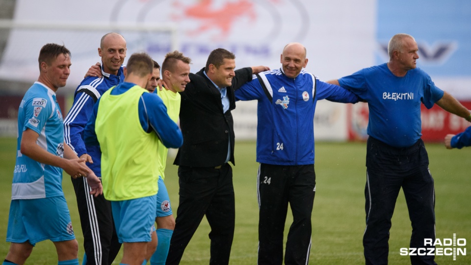 Piłkarze Błękitnych pokonali Kotwicę Kołobrzeg 2:0 w inauguracyjnym derbowym meczu rozgrywek o mistrzostwo II ligi. Fot. Konrad Nowak [Radio Szczecin/Archiwum]