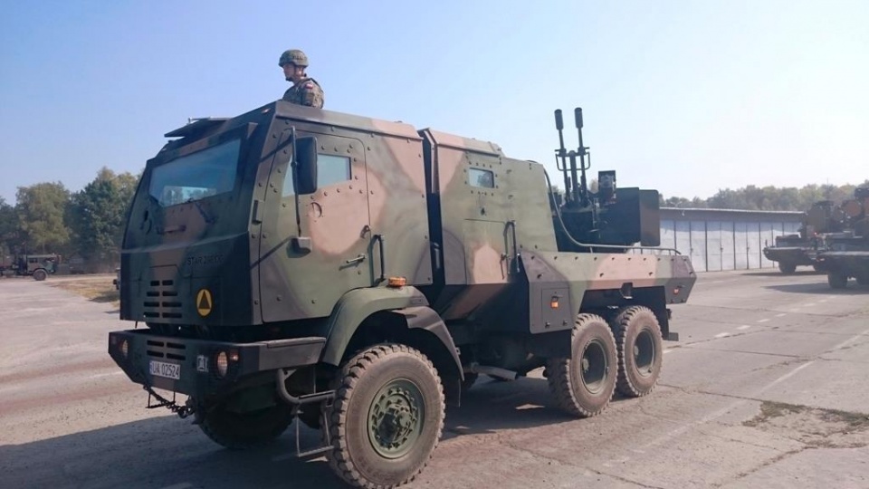 Trening żołnierzy przed defiladą w Warszawie. Fot. 12 Brygada Zmechanizowana Szczecin.