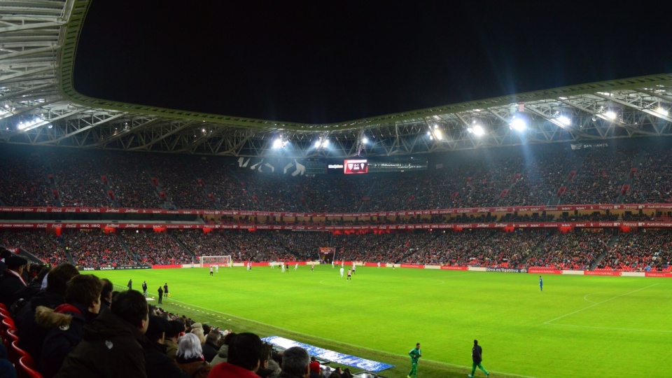 San Mames, stadion Athletic Bilbao. Fot. www.wikipedia.org / Javier Mendia García