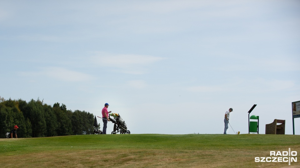 W krajowym finale zmagań World Amateur Golfers Championship bierze udział ponad 200 zawodników. Fot. Konrad Nowak [Radio Szczecin]