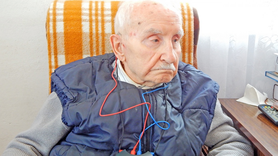 94-letni Wiktor Sumiński otrzyma w sobotę specjalistyczne aparaty słuchowe. Fot. Rafał Molenda [Radio Szczecin]