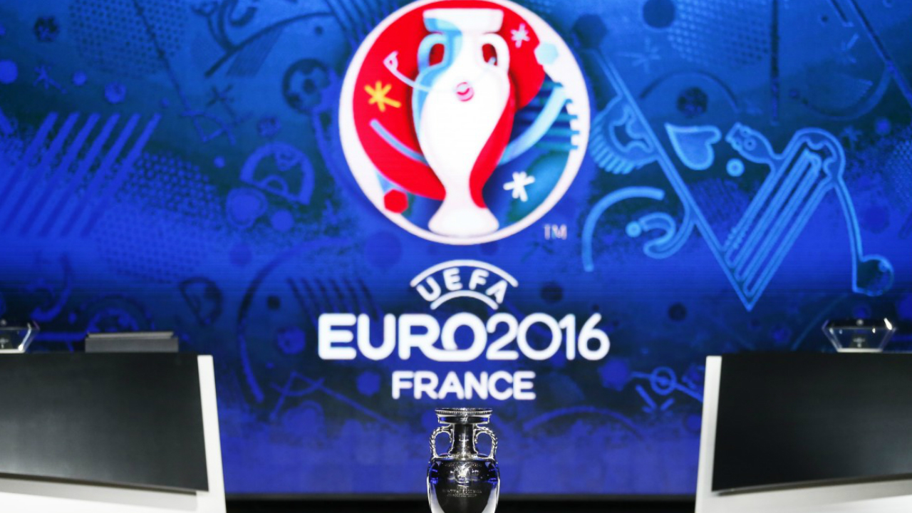 Sto milionów złotych za bezpieczeństwo w strefach kibica podczas piłkarskiego EURO zapłaci francuski rząd.