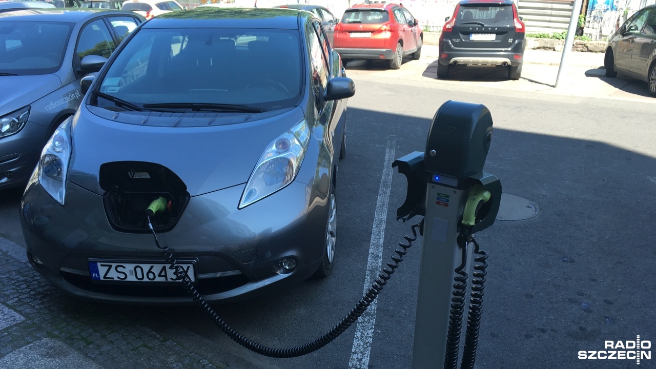 Ministerstwo Energii odpowiada na pytanie czy Szczecin może być pionierem elektromobilności w Polsce.