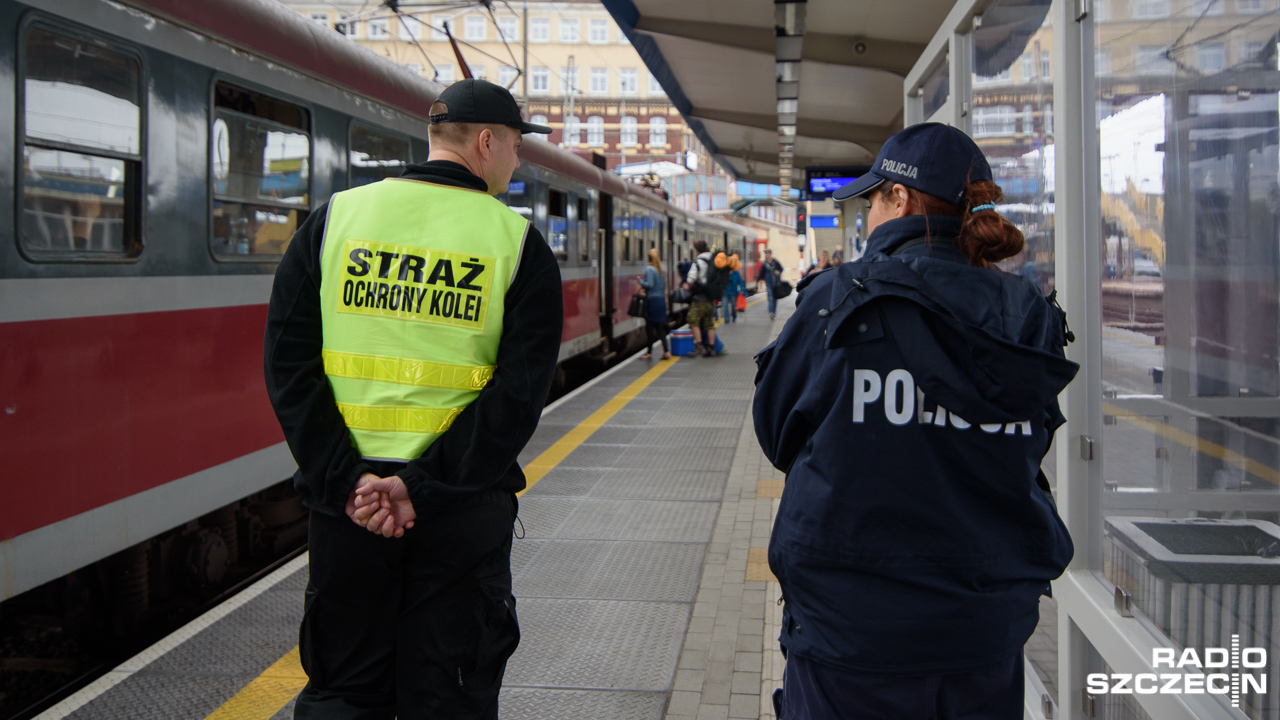 Kilka dni temu ogólnopolskie media obiegła informacja, że obecny rząd pracuje nad zmianą przepisów dotyczących funkcjonariuszy Służby Ochrony Kolei.