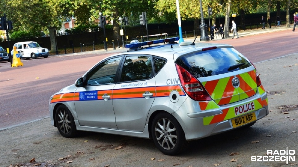Policja aresztowała prawie 40 osób po zamieszkach wywołanych w Birmingham przez kibiców Legii Warszawa, która grała z miejscową Aston Villą w Lidze Konferencji Europy. Czterech policjantów doznało obrażeń.