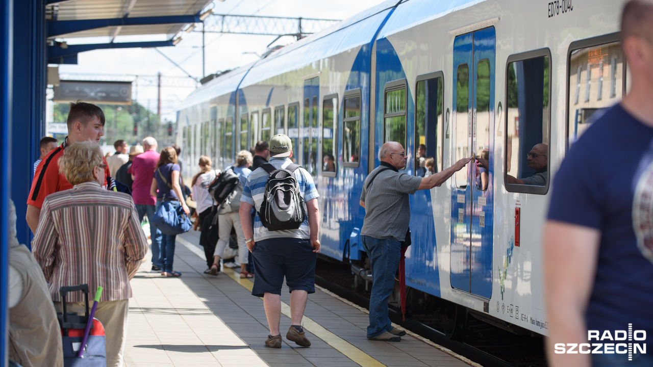 Dwie firmy z Gdańska chcą zaprojektować przystanki Szczecińskiej Kolei Metropolitalnej. Właśnie otwarto koperty z ofertami.