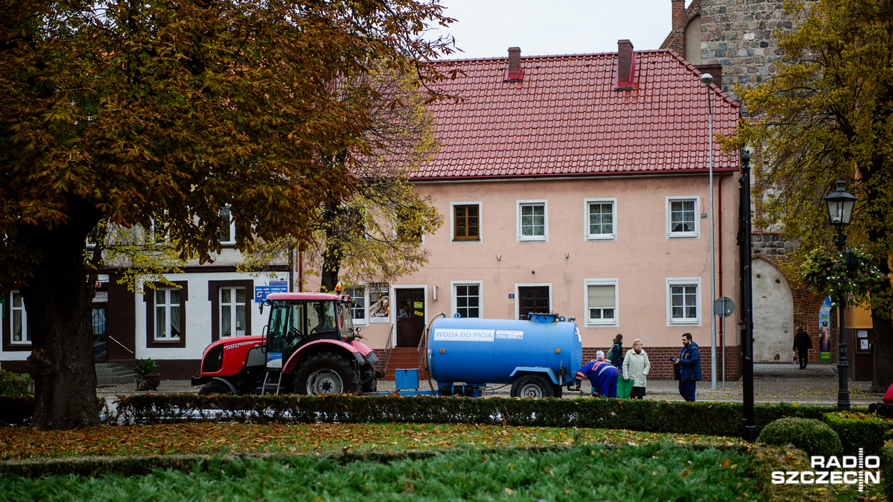 Czwarty dzień bez pitnej wody w kranach jest 12 tysięcy mieszkańców Myśliborza i okolicznych wiosek.