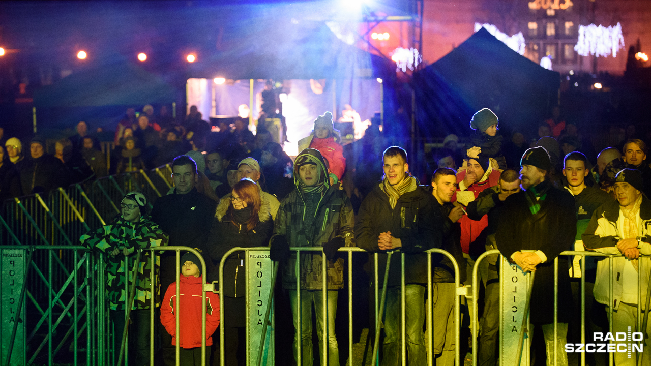 Mrozu, Kasia Popowska oraz polski DJ C-Bool rozbujają szczecinian na zakończenie roku. Artyści wystąpią na scenie miejskiego Sylwestra, która tradycyjnie już stanie na Jasnych Błoniach.