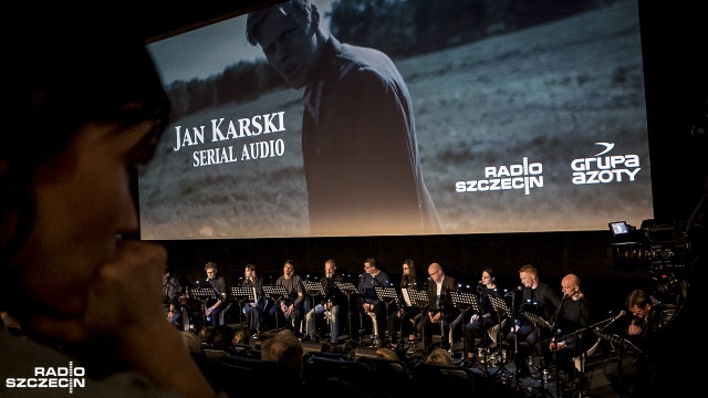 Audiobooka będzie można słuchać w odcinkach od poniedziałku po godzinie 9 i 14 na antenie Radia Szczecin. Fot. Jarosław Gaszyński [Radio Szczecin] To był emocjonujący wieczór - "Jan Karski" już po premierze [WIDEO, ZDJĘCIA]