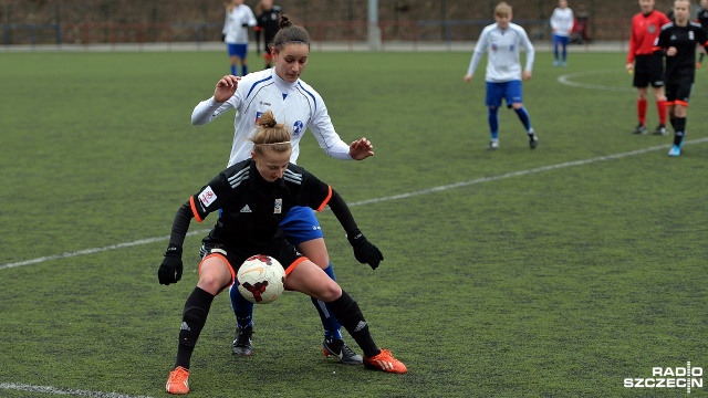 Olimpia Szczecin - GOSiRKi Piaseczno 4:0. Fot. Łukasz Szełemej [Radio Szczecin] Walka o utrzymanie nadal trwa. Efektowne zwycięstwo Olimpii [ZDJĘCIA]