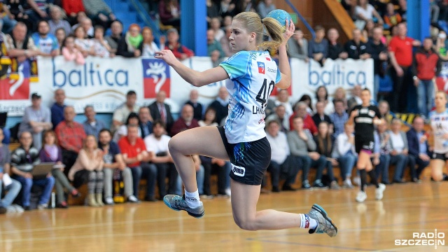 Piłkarki ręczne Pogoni Baltica Szczecin wygrały 36:21 w sobotę z AZS Łączpol Gdańsk i awansowały do półfinału play-off Superligi. Fot. Łukasz Szełemej [Radio Szczecin] Pogoń Baltica zagra o medale MP. Pogrom w Szczecinie [ZDJĘCIA]