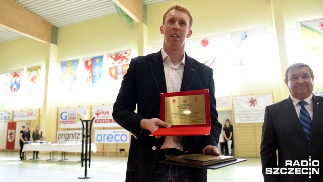 W Lipianach płonie już olimpijski znicz. Na Pomorzu Zachodnim trwają 52. Centralne Dni Olimpijczyka. Fot. Jarosław Gaszyński [Radio Szczecin] Olimpijski znicz w Lipianach. Wśród gości medaliści igrzysk [ZDJĘCIA]