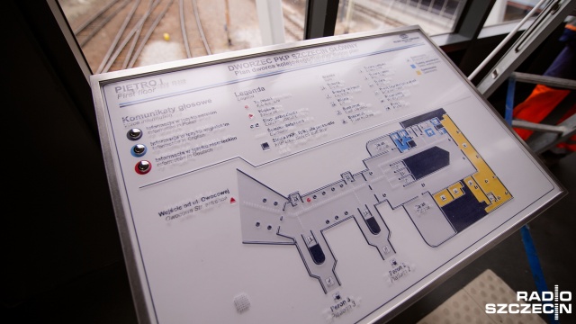 Zmodernizowany dworzec kolejowy Szczecin Główny gotowy na przyjęcie podróżnych. Otwarcie odbędzie się w czwartek o północy. Fot. Konrad Nowak [Radio Szczecin] Dworzec Szczecin Główny gotowy po modernizacji [WIDEO, ZDJĘCIA]