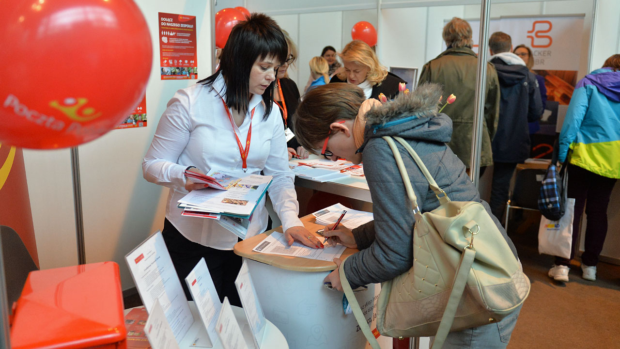 Projekt ustawy o stawce minimalnej przyjęła Rada Ministrów. Przepisy mają obowiązywać od stycznia przyszłego roku.