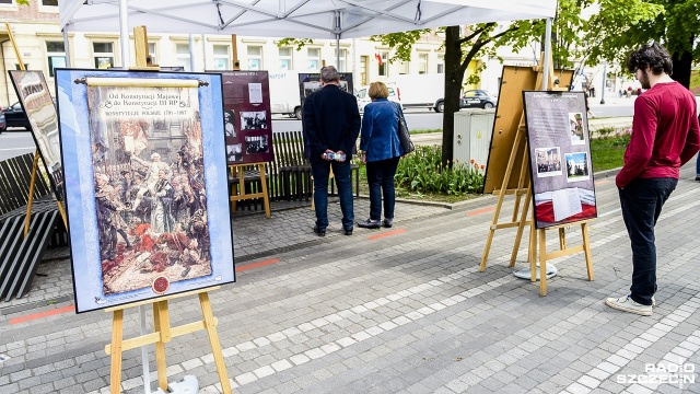 Święto Konstytucji 3 Maja w Alei Kwiatowej w Szczecinie. Fot. Jarosław Gaszyński [Radio Szczecin] Piknik dla najmłodszych z okazji rocznicy uchwalenia Konstytucji [ZDJĘCIA]