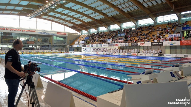 Mistrzostwa Polski w pływaniu na basenie Floating Arena. Fot. Łukasz Szełemej [Radio Szczecin] Złoto i przepustka na olimpiadę Mateusza Sawrymowicza [ZDJĘCIA]