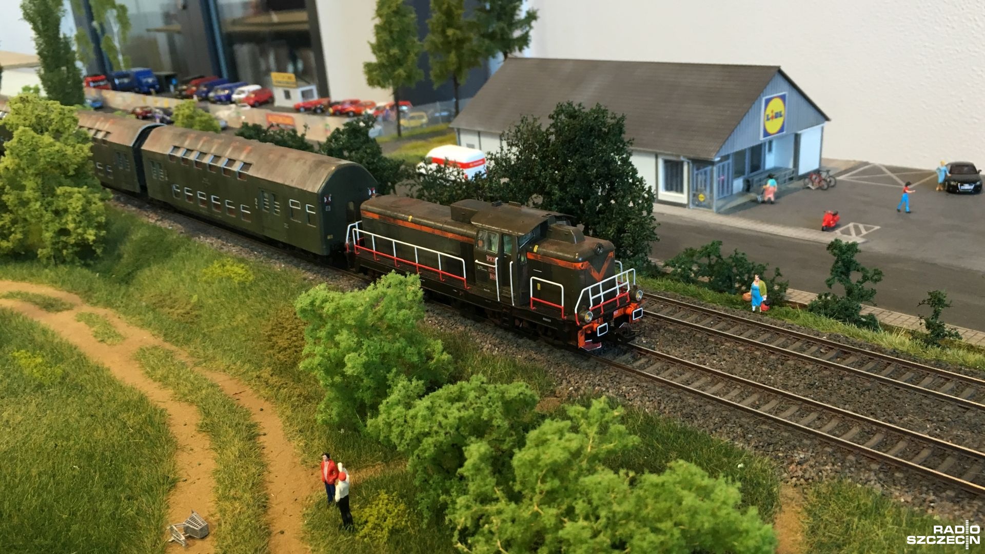 Makiety kolejowe w różnych skalach, miniaturowe pociągi czy warsztaty dla dzieci. To tylko część atrakcji VI edycji Wystawy Makiet Kolejowych, która w sobotę rozpoczyna się w Szczecinie.