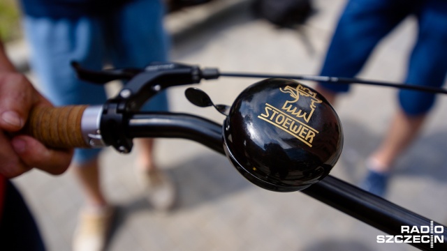 Szczecińska fundacja Projekt353 zaprezentowała legendarny rower marki Stoewer. Fot. Konrad Nowak [Radio Szczecin] Rower marki Stoewer zaprezentowany. Cacko [WIDEO, ZDJĘCIA]