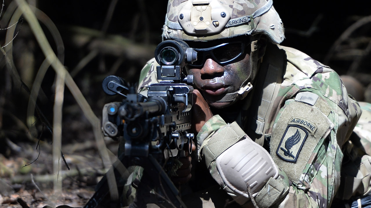 Ze zbrojowni w jednostce USA w Stuttgarcie zniknęło co najmniej kilkanaście sztuk pistoletów i karabinów - poinformowało biuro śledcze U.S. Army.