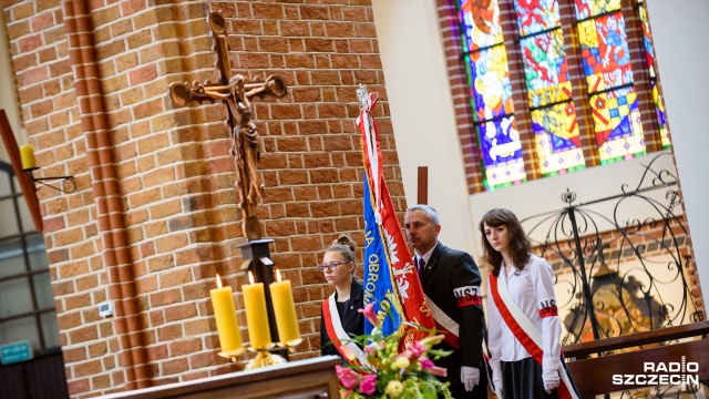 Uroczysta msza ku pamięci poległych w rzezi na Wołyniu i Kresach Południowo-Wschodnich w 1943 r. Fot. Konrad Nowak [Radio Szczecin] Szczecińskie obchody rocznicowe rzezi wołyńskiej [WIDEO, ZDJĘCIA]