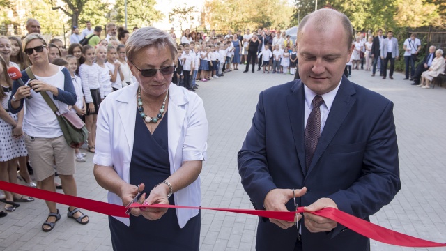 Hala gimnastyczna powstała przy Zespole Szkół Sportowych przy ulicy Małopolskiej. Fot. Piotr Sawiński [Radio Szczecin] Szczecińscy gimnastycy mają nową halę [ZDJĘCIA]