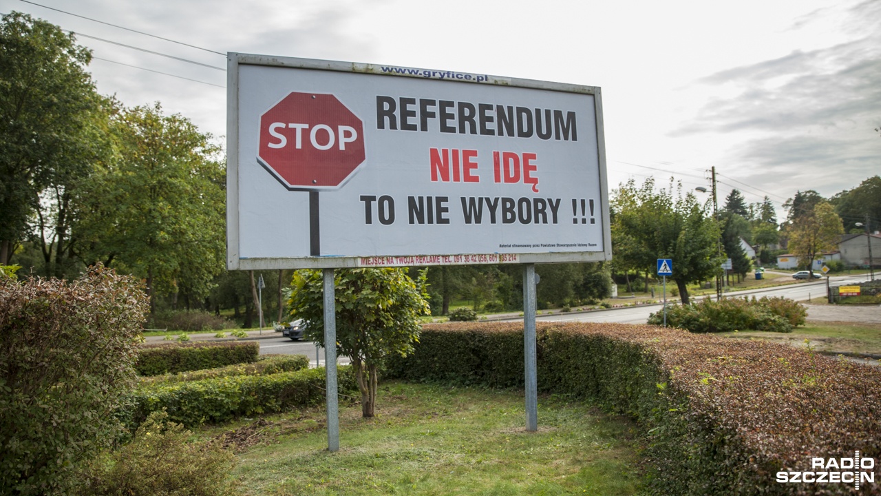 Zbyt niska frekwencja w referendum w Płotach, które miało zadecydować o odwołaniu burmistrza i rady gminy.